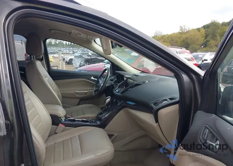 2015 Ford Escape Titanium из США, поврежденный, VIN 1FMCU0JX4FUB46587